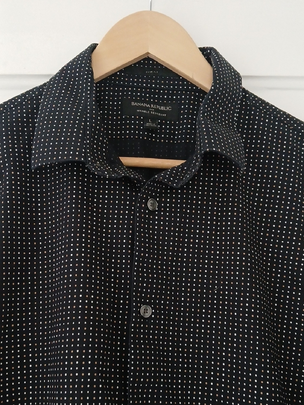 Banana Republic Black Button-Down Shirt with White Brown Microdot Pattern Large